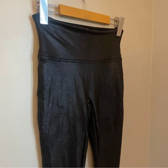 Spanx Faux Leather Leggings - 2437 - Black Size Small - Picture 4 of 9